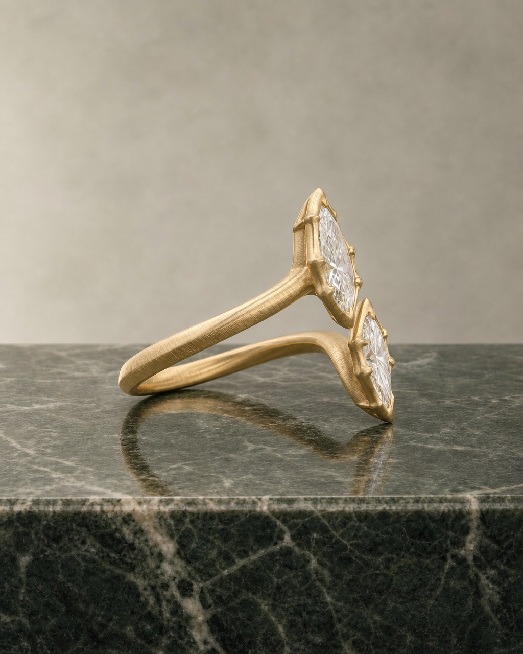 Minerva Ring