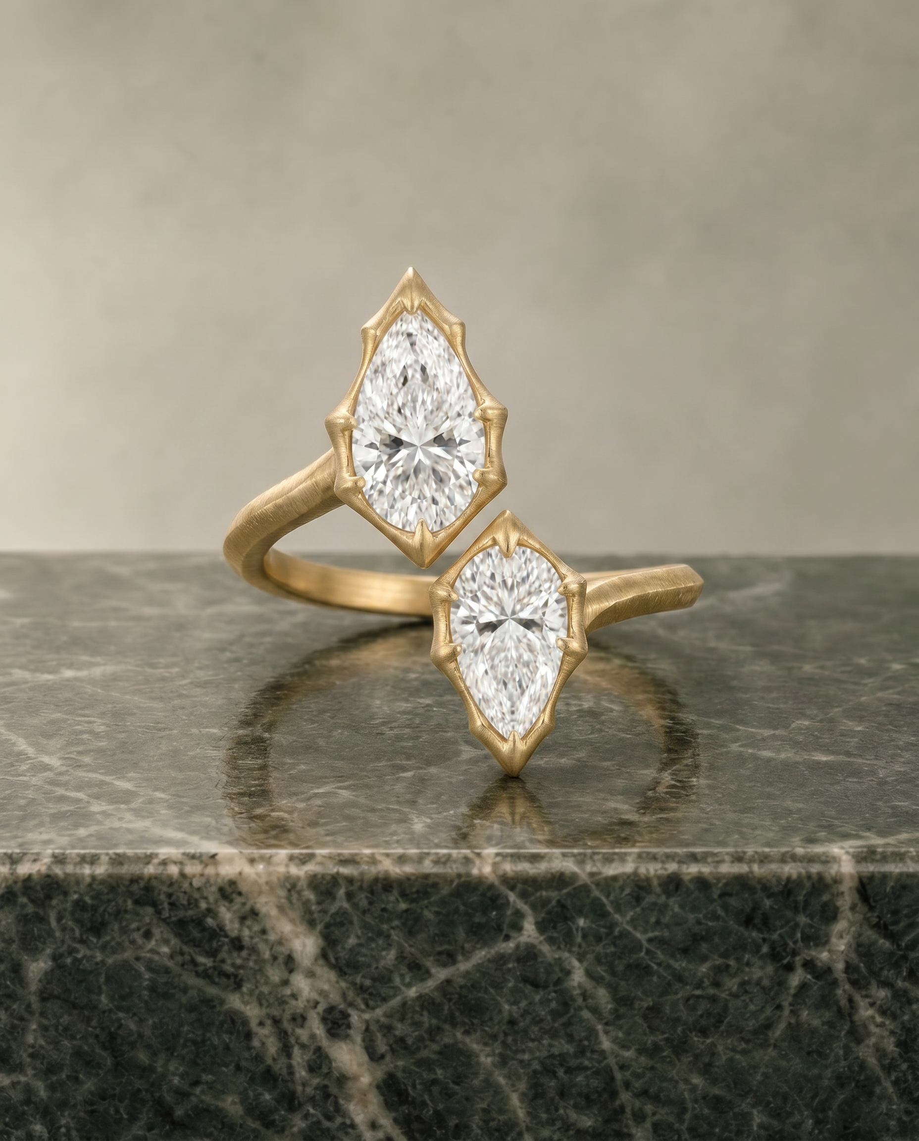 Minerva Ring