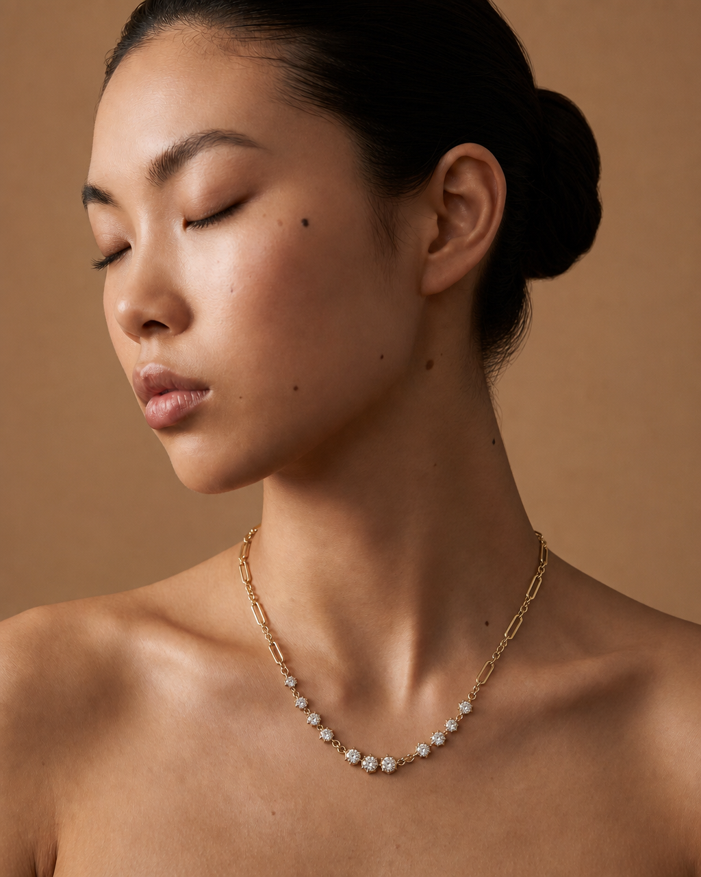 Sol Necklace