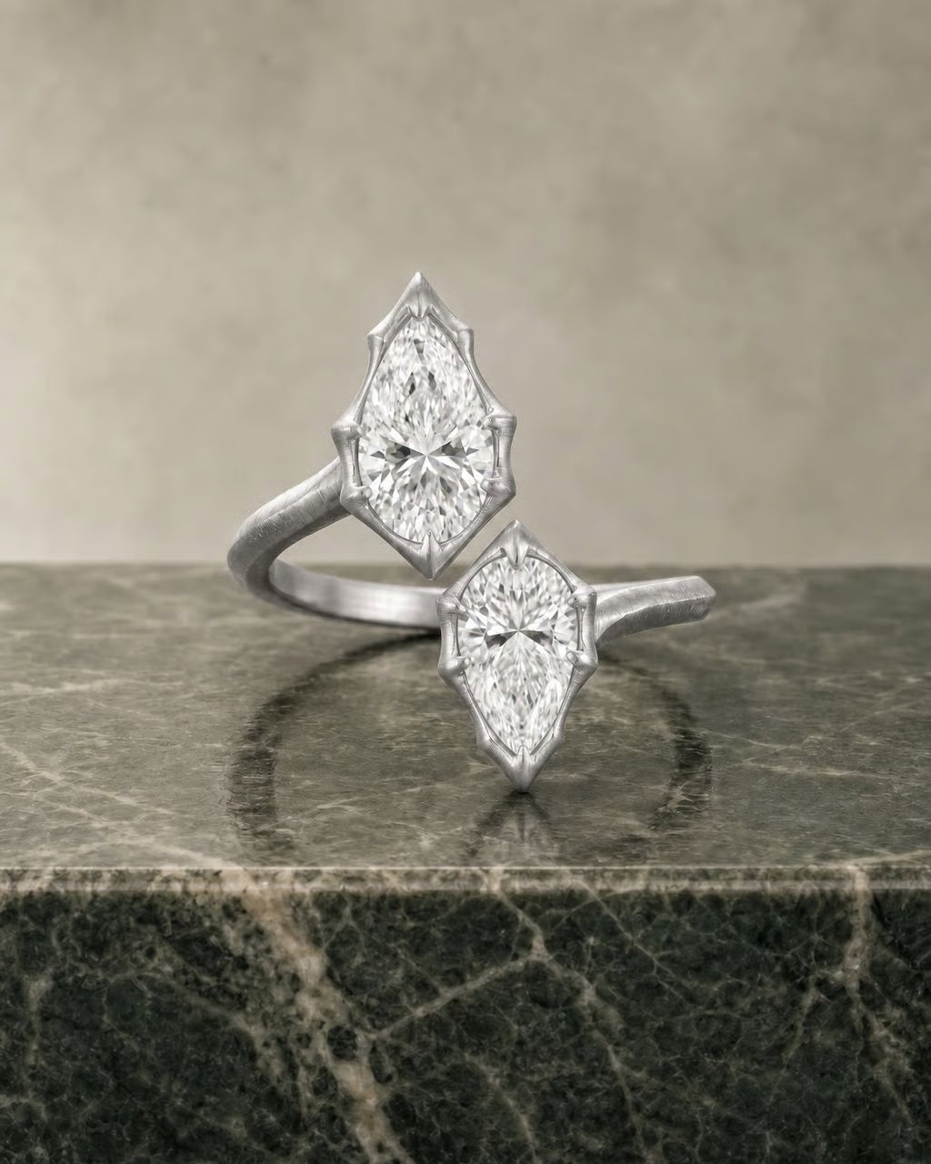 Minerva Ring
