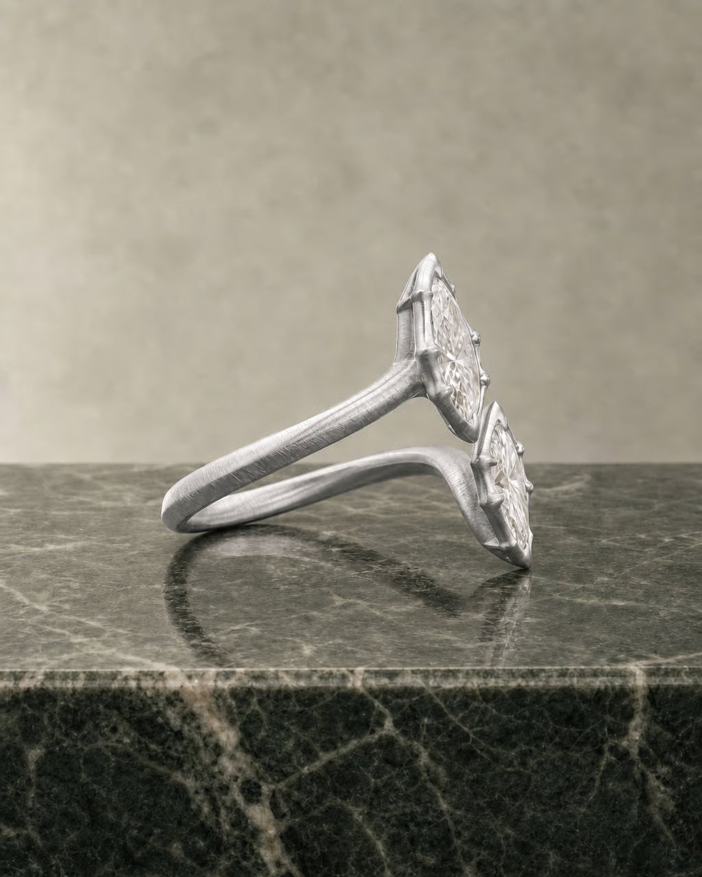 Minerva Ring